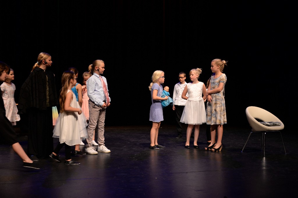 ../Images/Musical Nanny de Vries 216.jpg